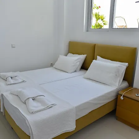 Verga Villas Resort Kalamata Exterior photo